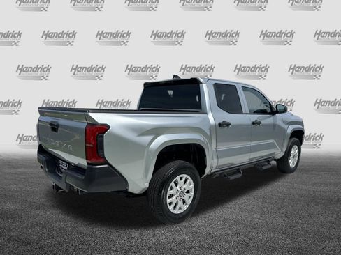 Used 2025 Toyota Tacoma SR image 10