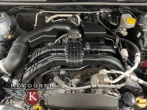 Used 2018 Subaru Crosstrek 2.0i Premium w/ Moonroof Package AWD/4WD image 24