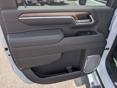 New 2026 Chevrolet Silverado 2500 High Country w/ High Country Premium Package AWD/4WD image 11
