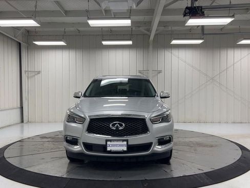 Used 2018 INFINITI QX60 Luxe AWD/4WD image 3