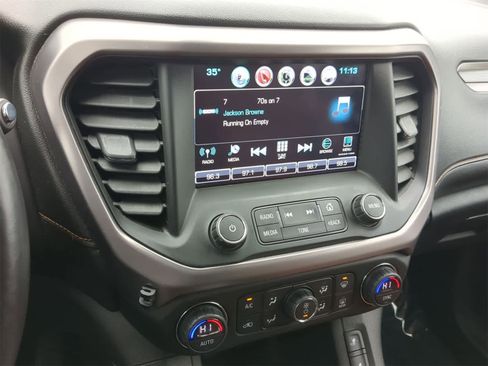 Used 2017 GMC Acadia SLT image 34