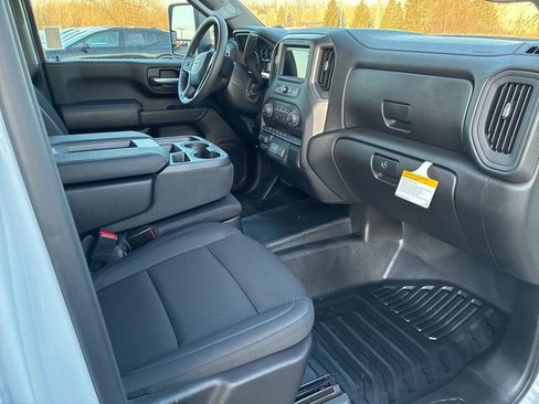 New 2026 Chevrolet Silverado 3500 W/T image 30
