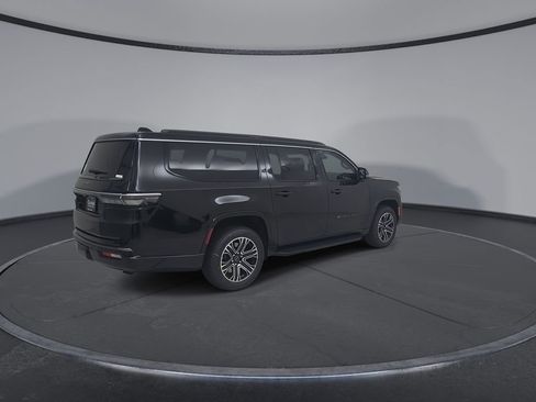 New 2026 Jeep Grand Wagoneer L 4WD image 15