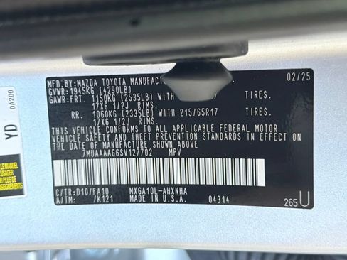 Used 2025 Toyota Corolla Cross L FWD image 35