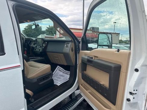 Used 2013 Ford F250 Lariat w/ Chrome Pkg AWD/4WD image 19