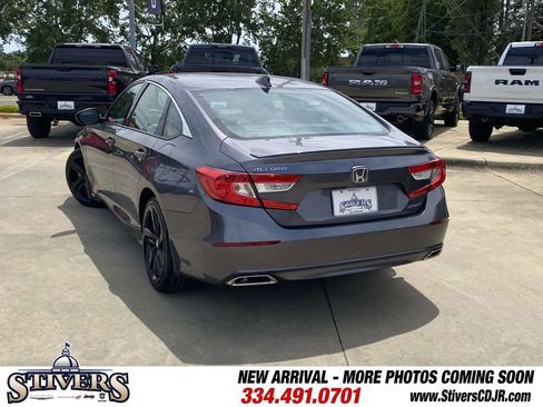Used 2019 Honda Accord Sport image 6