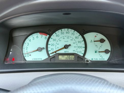 Used 2003 Toyota Corolla LE image 26