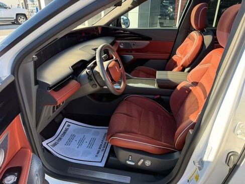 Used 2024 Lincoln Nautilus Black Label w/ Jet Appearance Package (87T) image 13