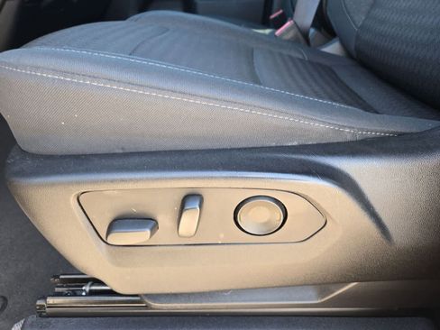 Used 2022 Chevrolet Silverado 1500 Custom w/ LPO, Dark Essentials Package image 16