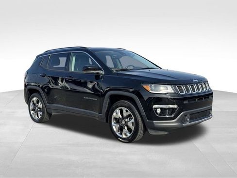 Used 2018 Jeep Compass Limited w/ Navigation Group AWD/4WD image 7