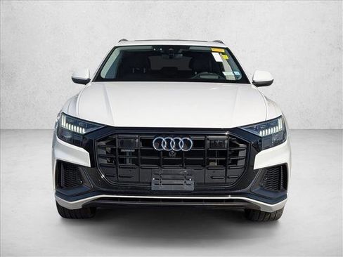 Used 2023 Audi Q8 Prestige w/ Prestige Package image 2