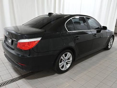 Used 2009 BMW 528i xDrive Sedan AWD/4WD image 12
