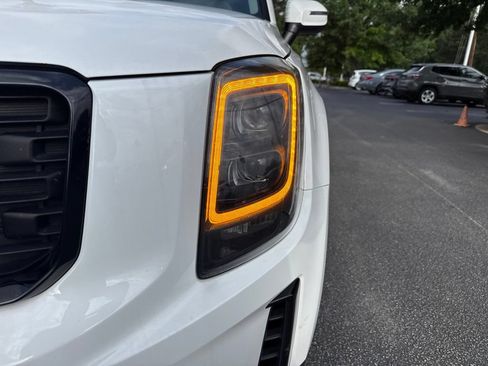 Used 2022 Kia Telluride EX w/ EX Premium Package AWD/4WD image 9