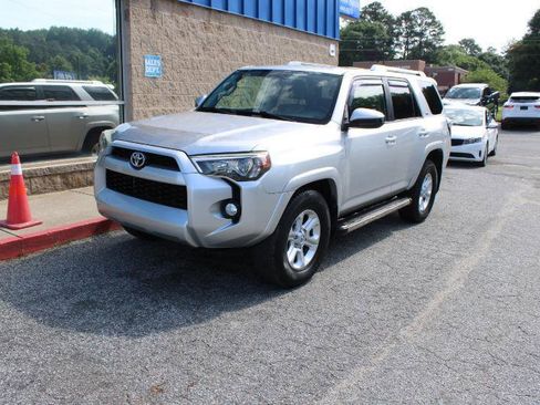 Used 2015 Toyota 4Runner SR5 RWD image 3