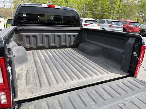 Used 2021 Ford Ranger XLT w/ Equipment Group 301A Mid AWD/4WD image 10