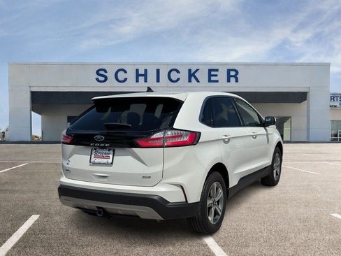 Used 2024 Ford Edge SEL w/ Convenience Package AWD/4WD image 3