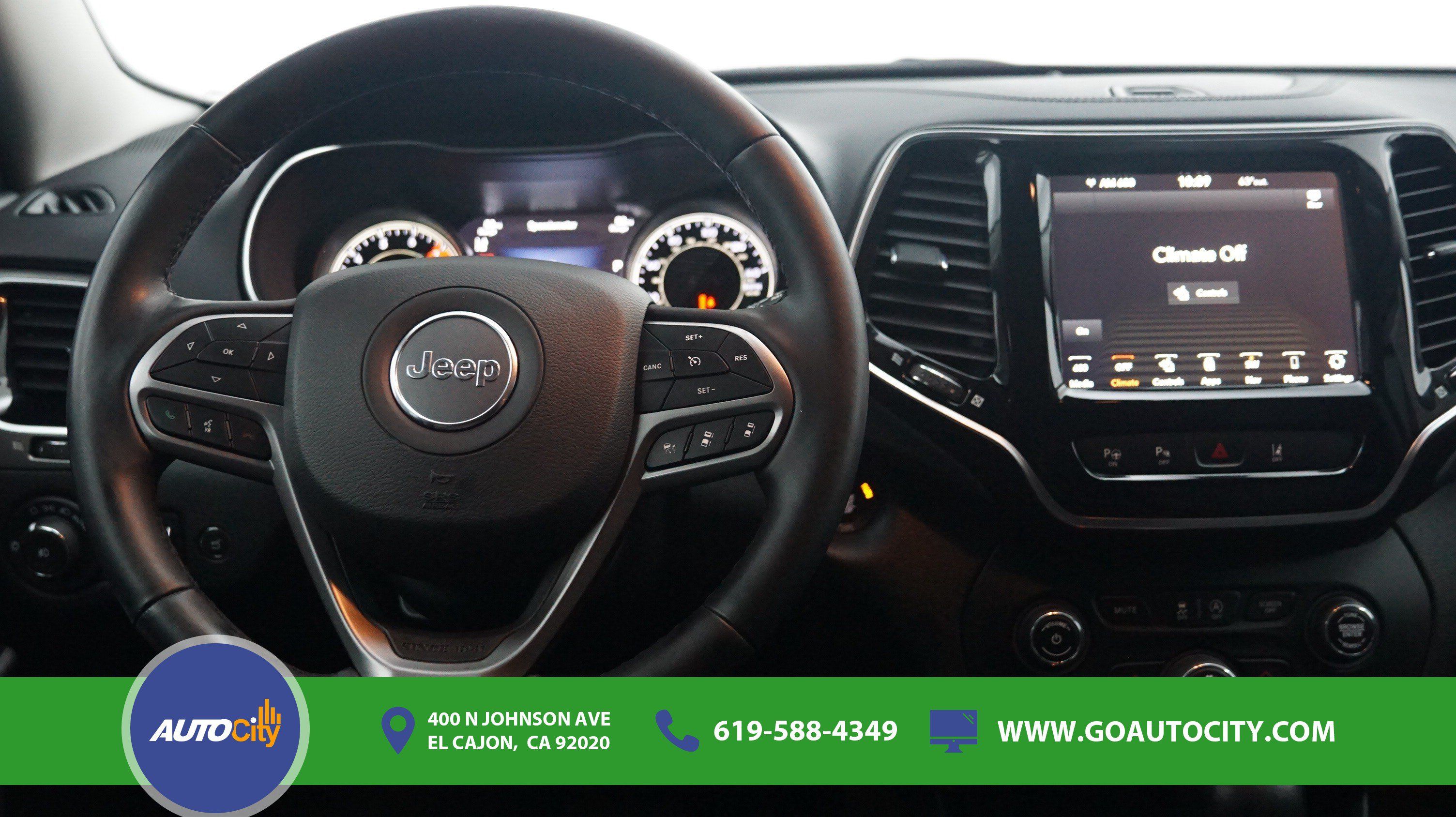 Used 2021 Jeep Cherokee Limited w/ Elite Package FWD image 5