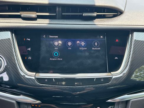Certified 2024 Cadillac XT6 Sport w/ Technology Package AWD/4WD image 9