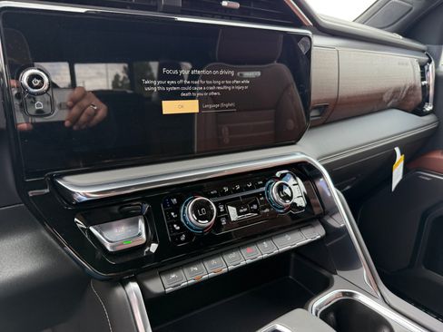 New 2026 GMC Sierra 1500 Denali Ultimate AWD/4WD image 12