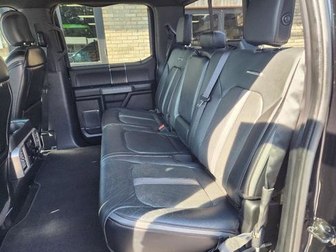 Used 2019 Ford F150 Platinum image 11