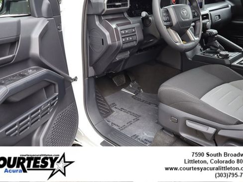 Used 2025 Toyota 4Runner TRD Off-Road AWD/4WD image 21