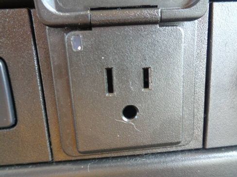 Used 2021 GMC Savana 3500 w/ Power Convenience Package RWD image 20