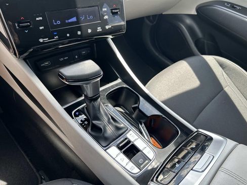 Used 2024 Hyundai Tucson SEL FWD image 28
