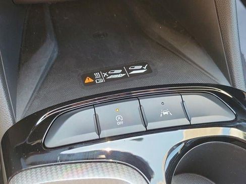 Used 2024 Buick Envista Avenir FWD image 29