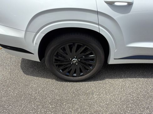 Certified 2025 Hyundai Palisade Calligraphy AWD/4WD image 17