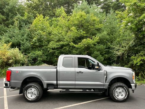 Used 2024 Ford F250 XL w/ XL Off-Road Package AWD/4WD image 6