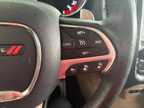 Used 2016 Dodge Durango Citadel w/ Technology Group RWD image 17