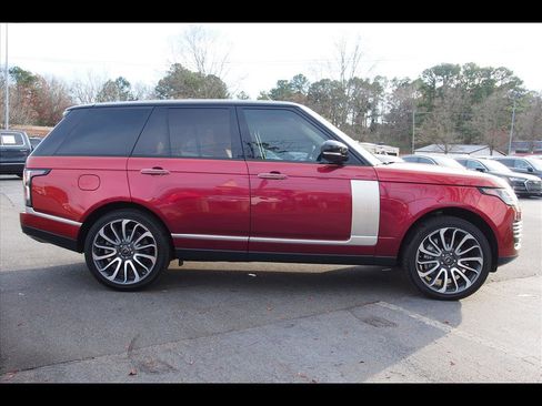 Used 2018 Land Rover Range Rover Autobiography image 6