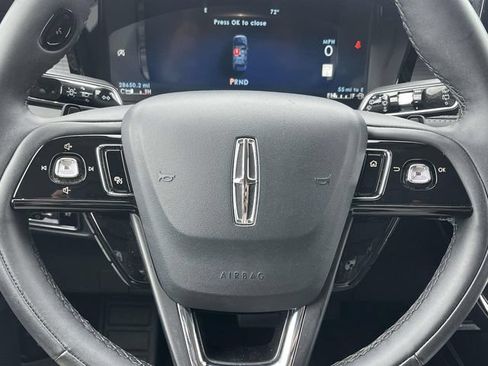 Used 2025 Lincoln Corsair FWD image 20