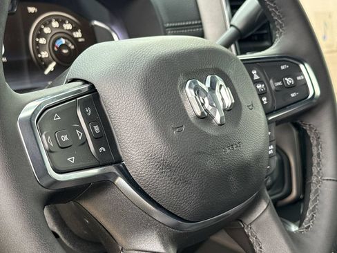 New 2026 RAM 2500 Laramie AWD/4WD image 29