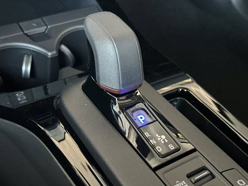 New 2026 Toyota Prius Plug-In Hybrid FWD image 24