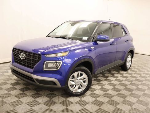 New 2026 Hyundai Venue SE FWD image 1