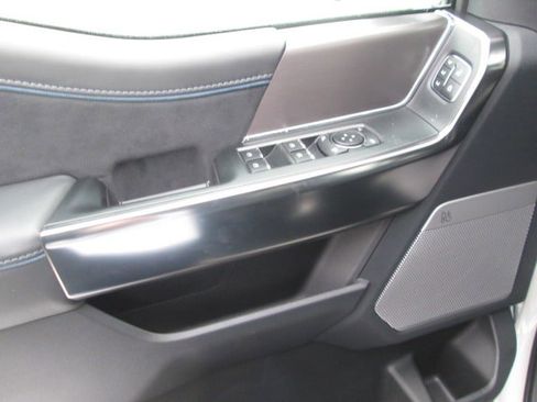 New 2025 Ford F150 Platinum w/ FX4 Off-Road Package image 10