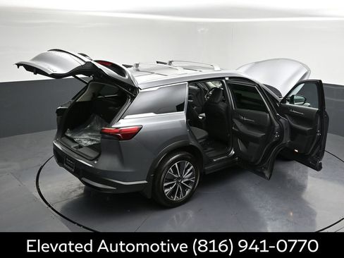 Certified 2026 INFINITI QX60 Luxe w/ Cargo Package AWD/4WD image 40
