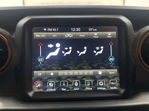 Used 2022 Jeep Gladiator Mojave w/ Trailer Tow Package image 16