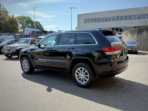 Used 2022 Jeep Grand Cherokee Laredo X AWD/4WD image 12