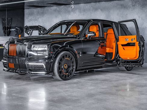 Used 2023 Rolls-Royce Cullinan AWD/4WD image 12