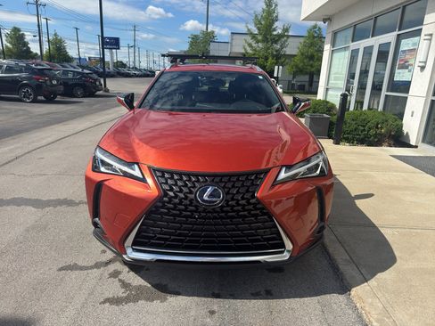 Used 2022 Lexus UX 250h w/ Premium Package AWD/4WD image 8