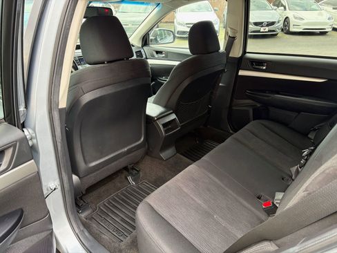 Used 2013 Subaru Outback 2.5i Premium w/ All-Weather Pkg image 17
