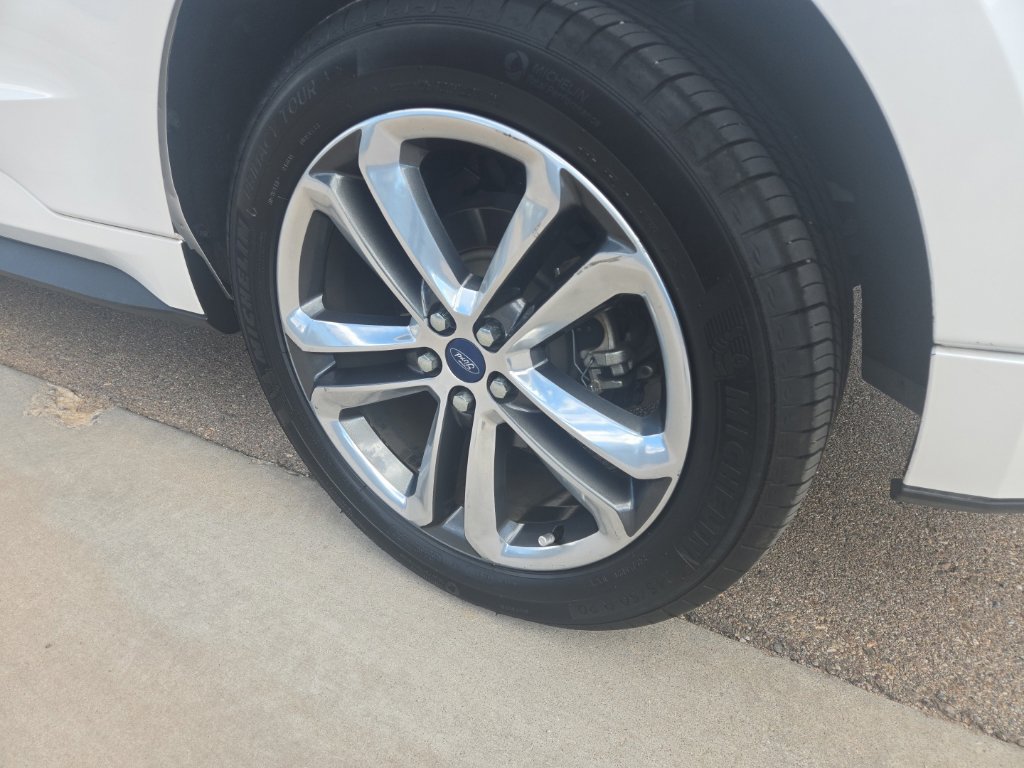 Used 2018 Ford Edge Sport w/ Equipment Group 401A AWD/4WD image 41