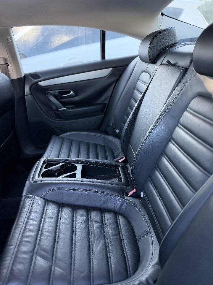 Used 2010 Volkswagen CC Luxury FWD image 17