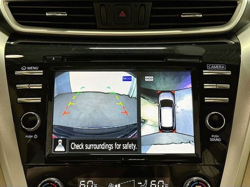 Used 2018 Nissan Murano SL w/ Moonroof Package image 15