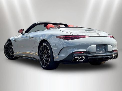 Used 2022 Mercedes-Benz SL 63 AMG 4MATIC image 4