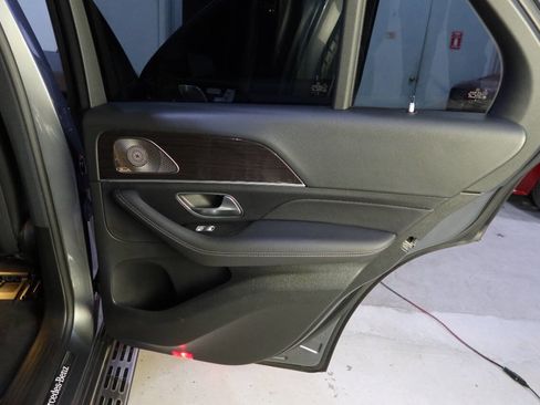 Used 2022 Mercedes-Benz GLE 350 4MATIC w/ AMG Line Exterior image 31