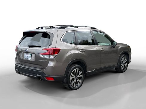 Certified 2022 Subaru Forester Limited w/ Popular Package #2 AWD/4WD image 5