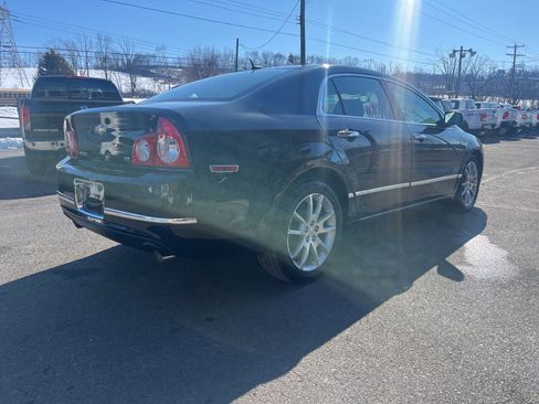 Used 2009 Chevrolet Malibu LTZ w/ HFV6 Engine Package image 6